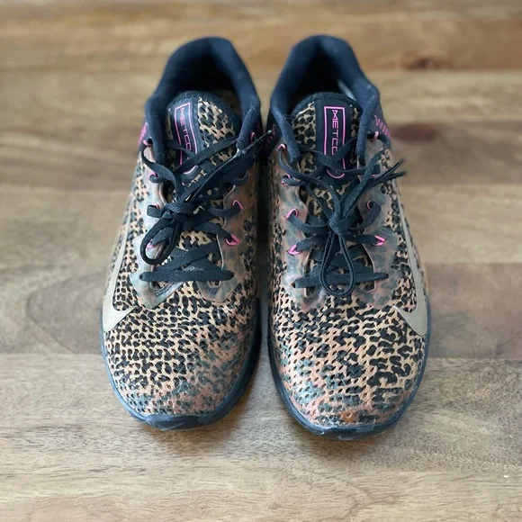 nike footwear nike metcon leopard print